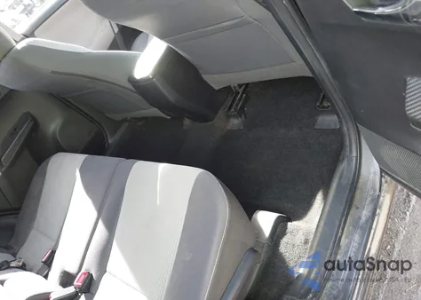 2014 Toyota Rav4 Xle z USA, uszkodzony, nr VIN JTMRFREV9ED087508